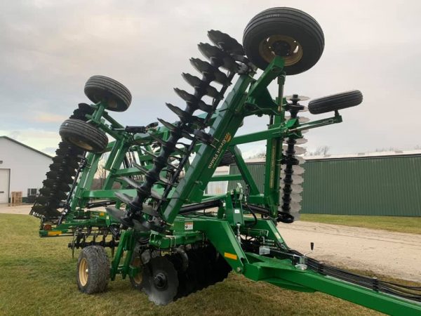 GREAT PLAINS TILLAGE EQUIPMENT